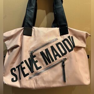 Steve Madden BGYMM Weekender duffel bag multiple pockets adjustable strap GUC